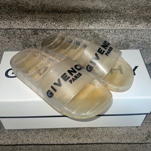 Givenchy Pool slides